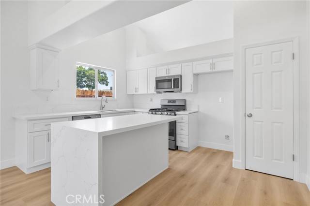 Bakersfield, CA 93313,5603 Pine Canyon Drive