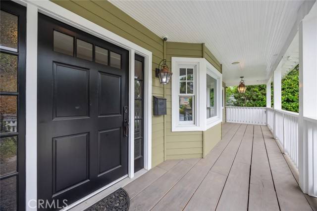 Studio City (los Angeles), CA 91604,12722 Halkirk Street