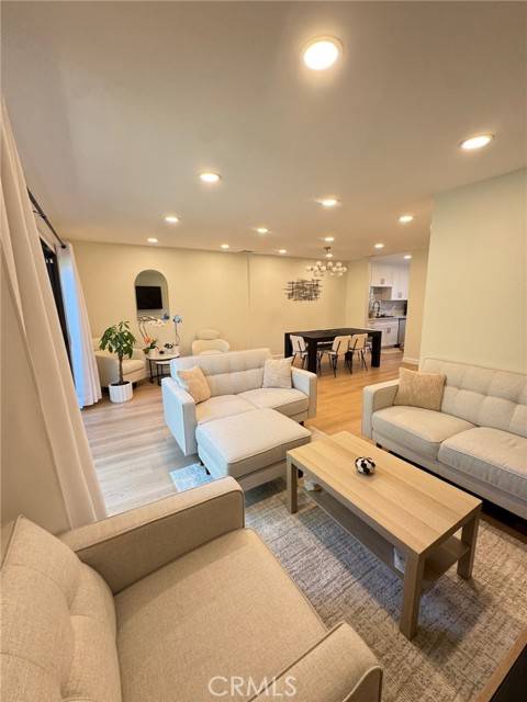 Porter Ranch (los Angeles), CA 91326,11311 Tampa #4