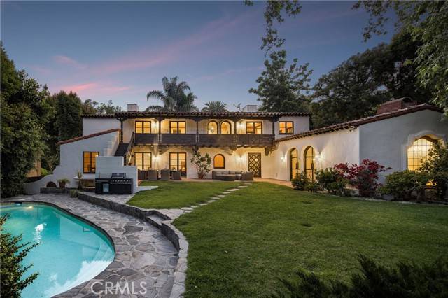 Hollywood (los Angeles), CA 90068,1851 Outpost Drive