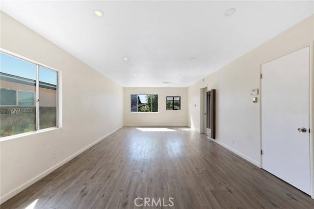 San Fernando, CA 91340,11023 Laurel Canyon Boulevard