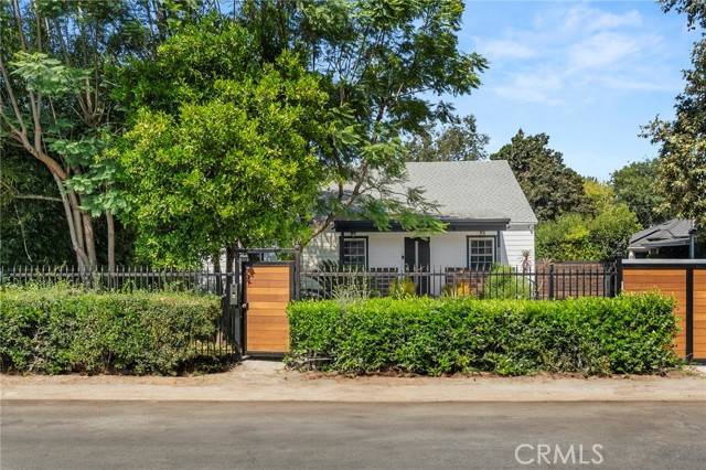 Valley Village, CA 91607,5619 Bellingham Ave