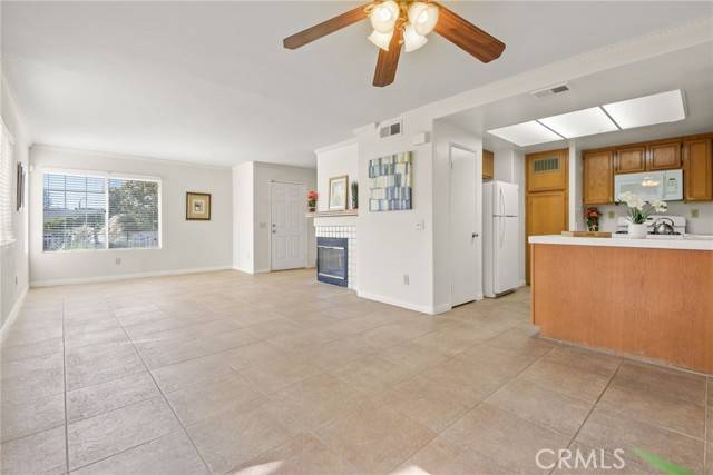 Newhall (santa Clarita), CA 91321,18836 Vista Del Canon