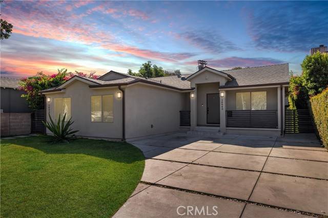 Van Nuys (los Angeles), CA 91405,14940 Hartland