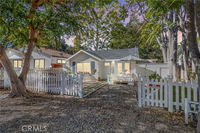 Thousand Oaks, CA 91362,2884 Crescent-Way Thousand Oaks Way