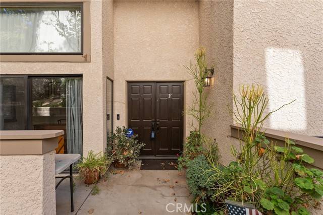 Calabasas, CA 91302,26128 Alizia Canyon