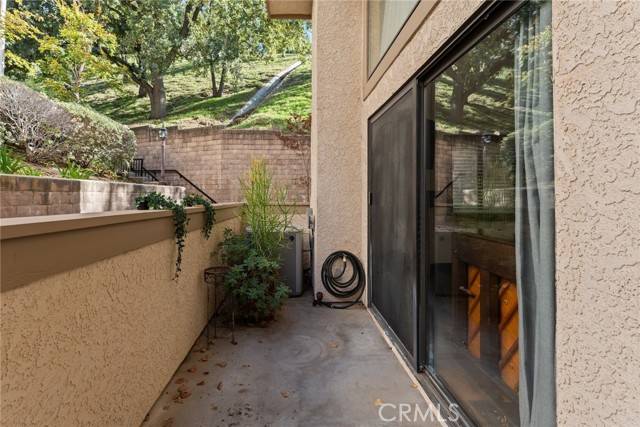 Calabasas, CA 91302,26128 Alizia Canyon