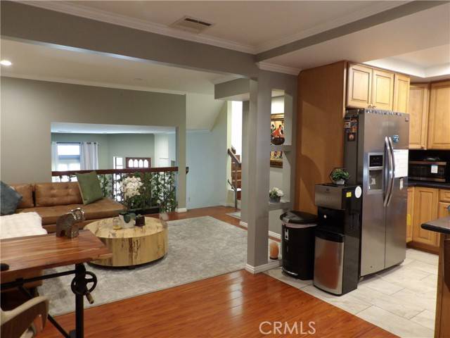 Winnetka (los Angeles), CA 91306,20737 Roscoe #704