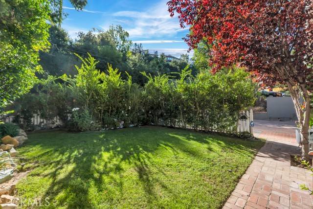 Woodland Hills (los Angeles), CA 91364,4267 Canoga Avenue