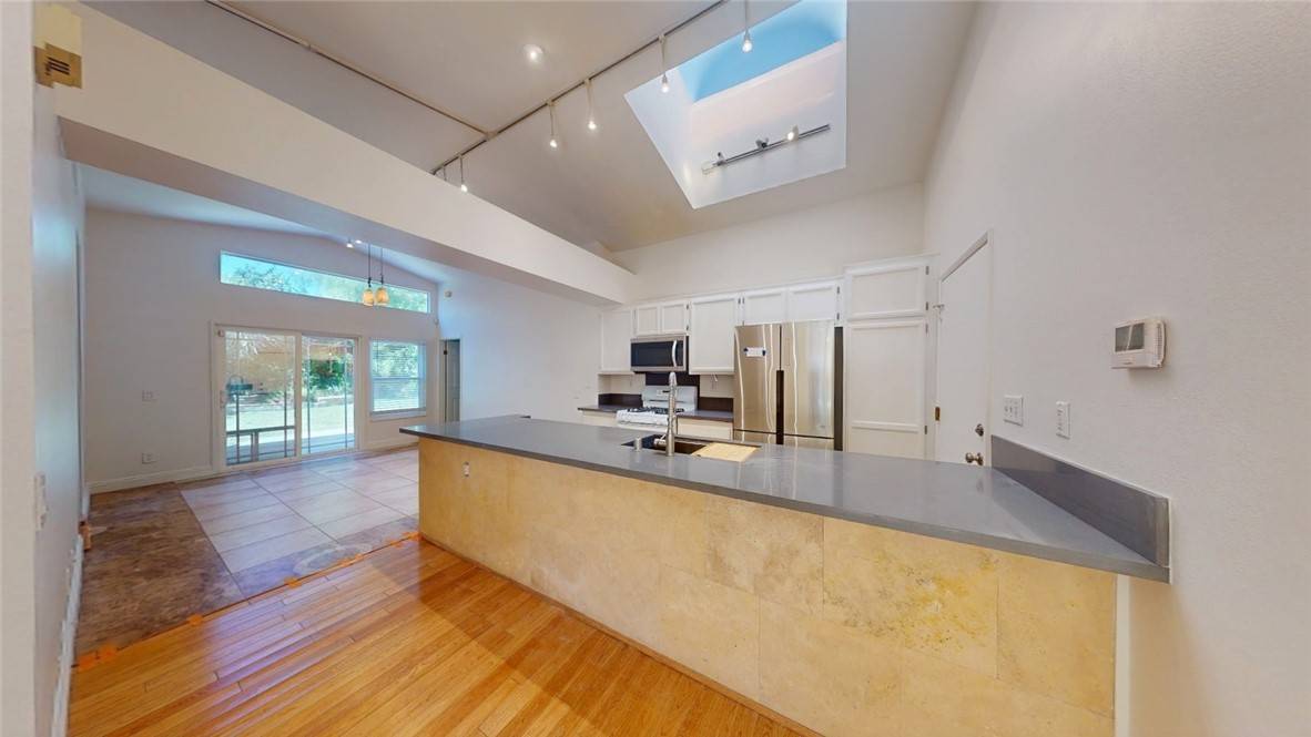 Moorpark, CA 93021,15479 Doris Court