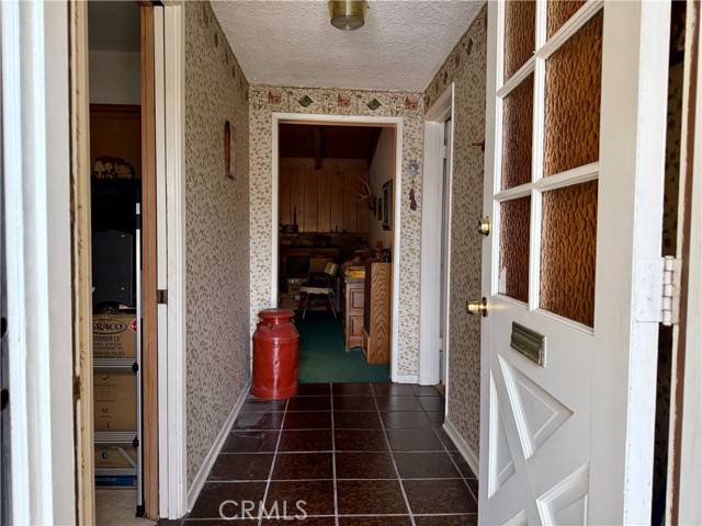 North Hills (los Angeles), CA 91343,8537 Langdon Avenue