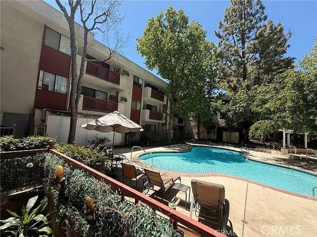 Winnetka (los Angeles), CA 91306,20234 Cantara