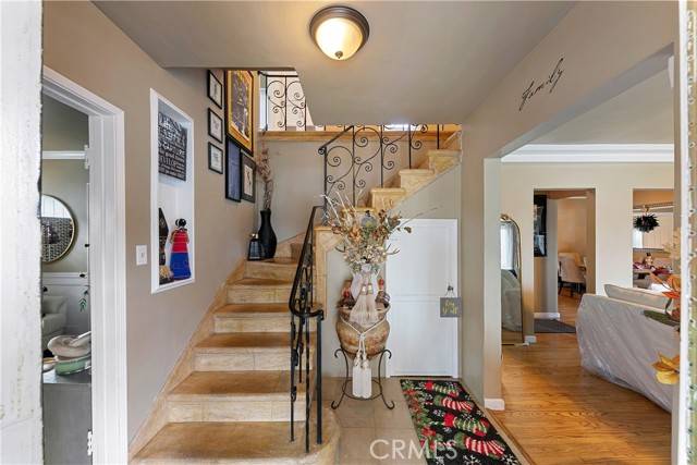 Los Angeles, CA 90008,3907 Edgehill Drive