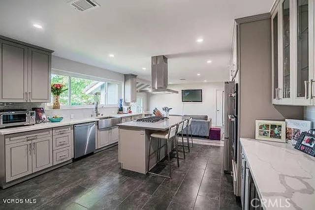 Van Nuys (los Angeles), CA 91405,6656 Columbus Avenue