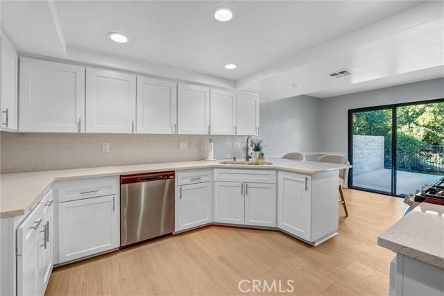 Calabasas, CA 91302,23024 Park Sorrento