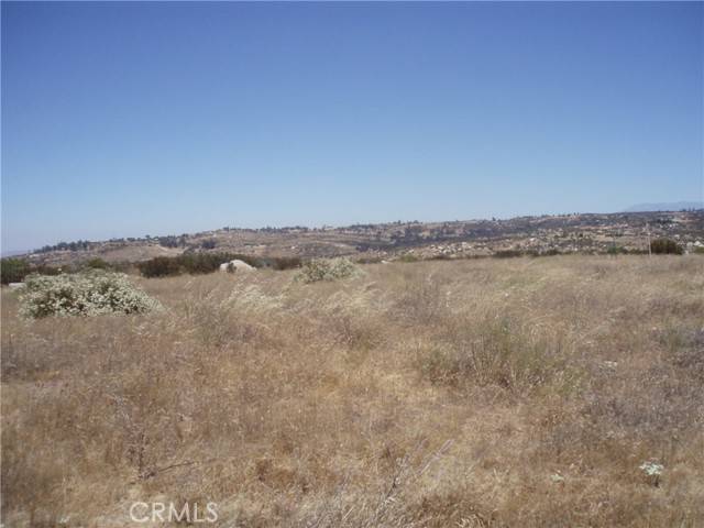 Hemet, CA 92544,6 Avenida Sierra Rojo