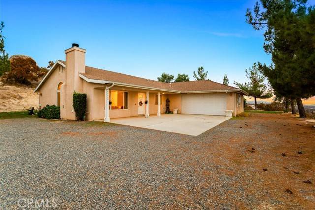 Aguanga, CA 92536,42400 Saddleback Drive