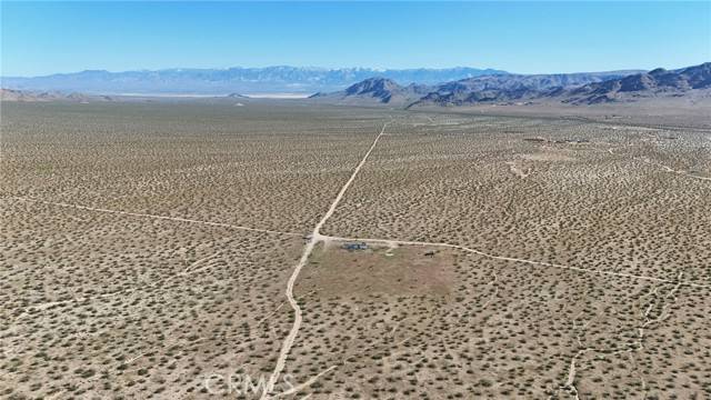 Lucerne Valley, CA 92356,21402 Meander Road