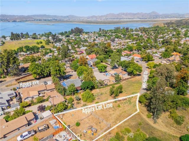 Lake Elsinore, CA 92530,0 Mitchell