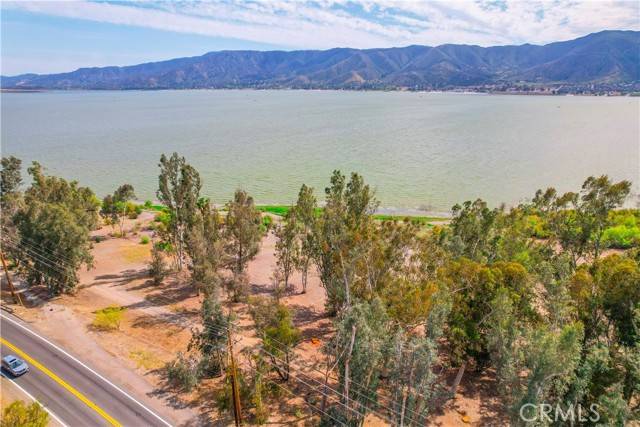 Lake Elsinore, CA 92530,0 Lakeshore