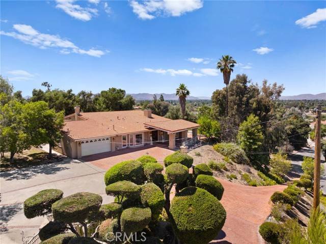 Hemet, CA 92544,27445 Big Springs Ranch Road