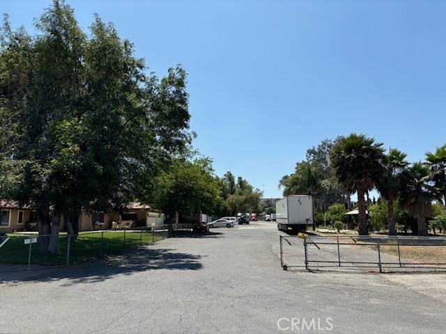 Perris, CA 92570,21063 Webster Avenue