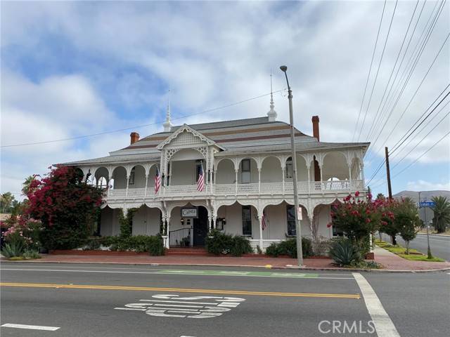 Lake Elsinore, CA 92530,201 W Graham Avenue