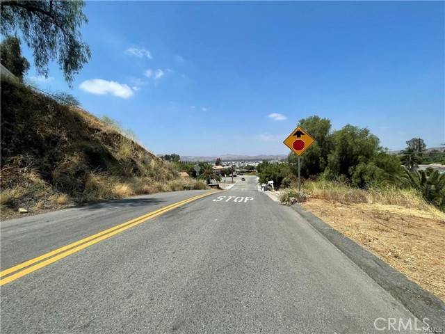 Lake Elsinore, CA 92530,0 Townsend