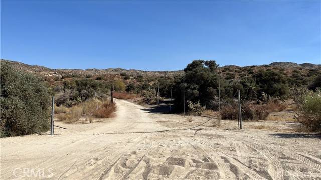 Aguanga, CA 92536,0 Chris Alien Way