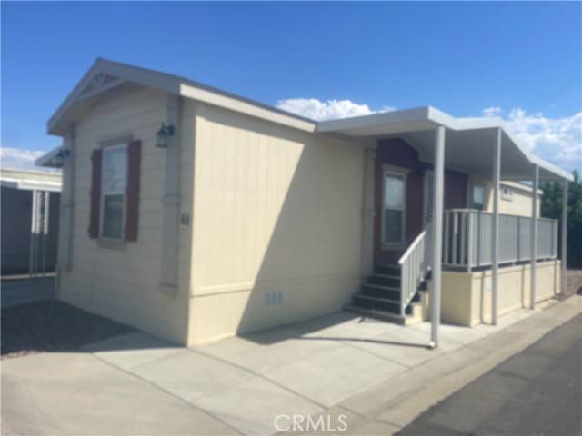 Hemet, CA 92543,260 N Lyon ave #68