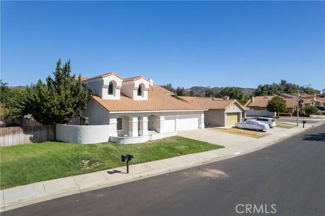 Wildomar, CA 92595,23072 Trillium Drive