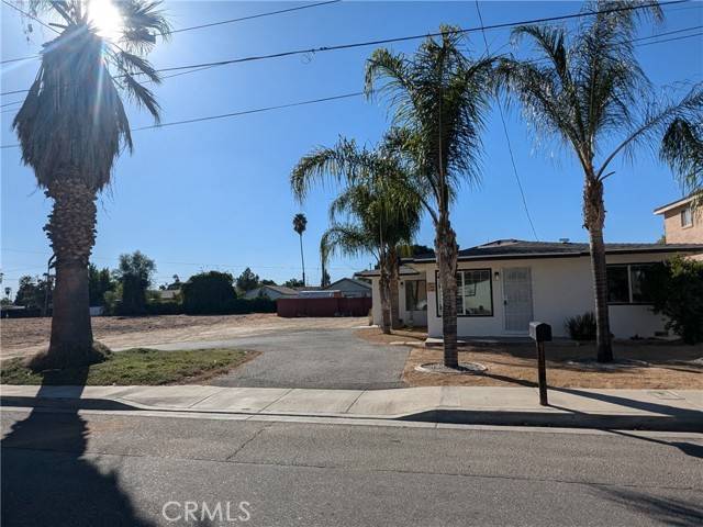 San Jacinto, CA 92583,648 S Pico Avenue