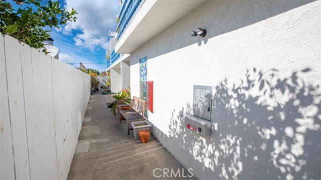 San Clemente, CA 92672,156 W Mariposa