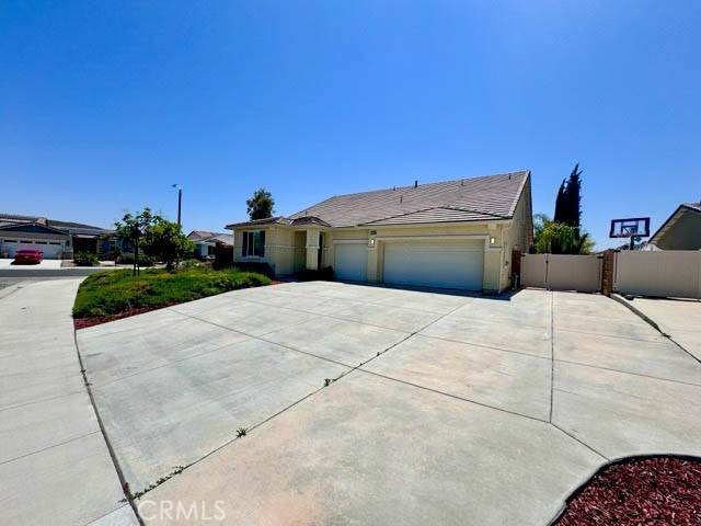 Winchester, CA 92596,34726 Yellow Root Street