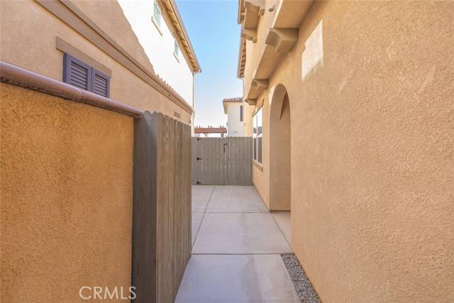 Murrieta, CA 92562,41963 Pedraza Street #3