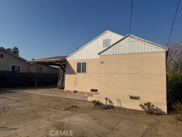 Corona, CA 92882,326 N Grant Avenue