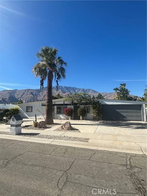 Palm Springs, CA 92262,2653 N Kitty Hawk Drive