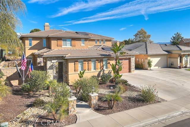 Murrieta, CA 92563,31722 Waterfall Way