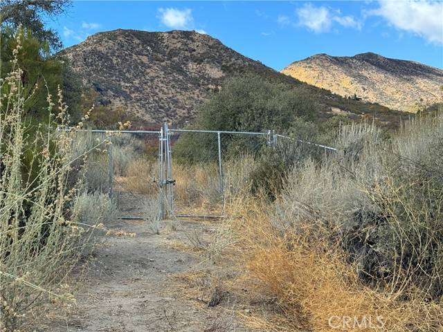 Anza, CA 92539,45101 Chapman Road