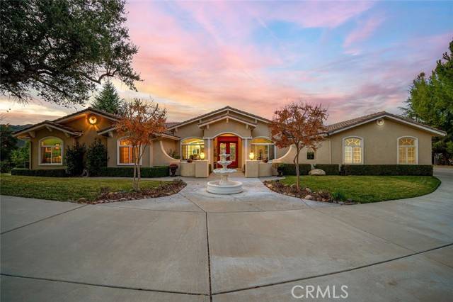 Murrieta, CA 92562,17520 Equestre Court