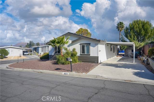 Murrieta, CA 92563,38650 Via Azul