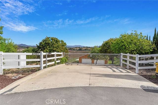 Temecula, CA 92591,40165 Paseo Sereno