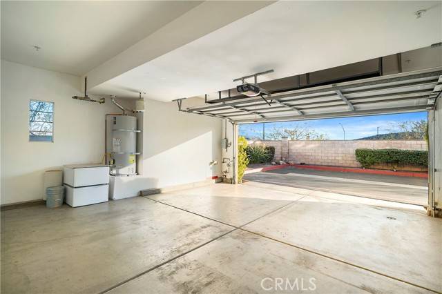 Murrieta, CA 92563,35992 Lindstrand Avenue #13