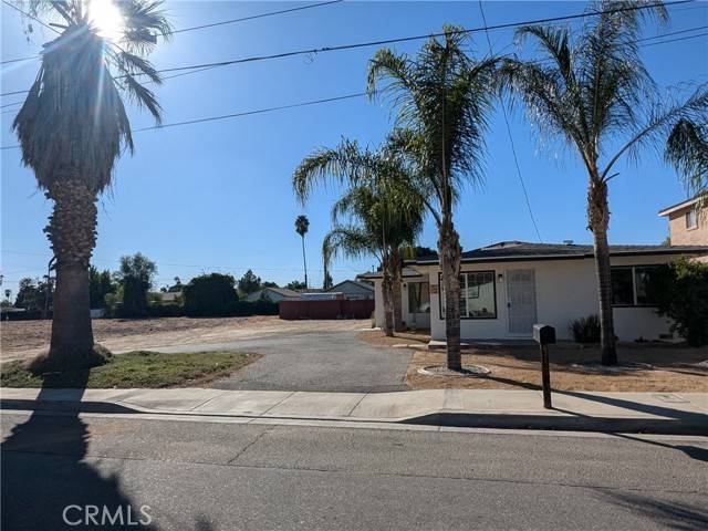 San Jacinto, CA 92583,648 S Pico Avenue