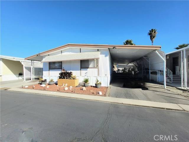 Hemet, CA 92543,575 S Lyon Avenue #60