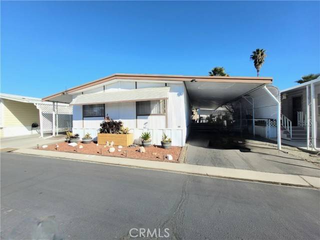 Hemet, CA 92543,575 S Lyon Avenue #60