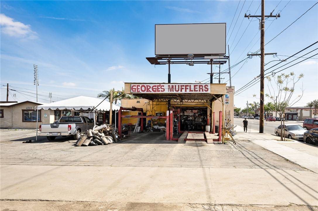 Bell, CA 90201,4313 Florence Avenue
