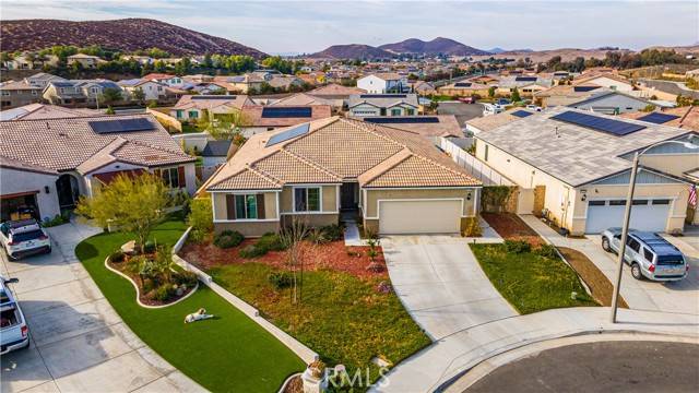 Winchester, CA 92596,33042 Mourvedre Court