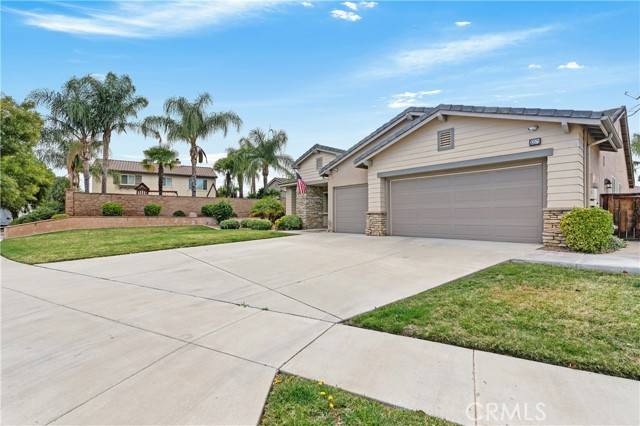 Murrieta, CA 92563,33571 Honeysuckle Lane