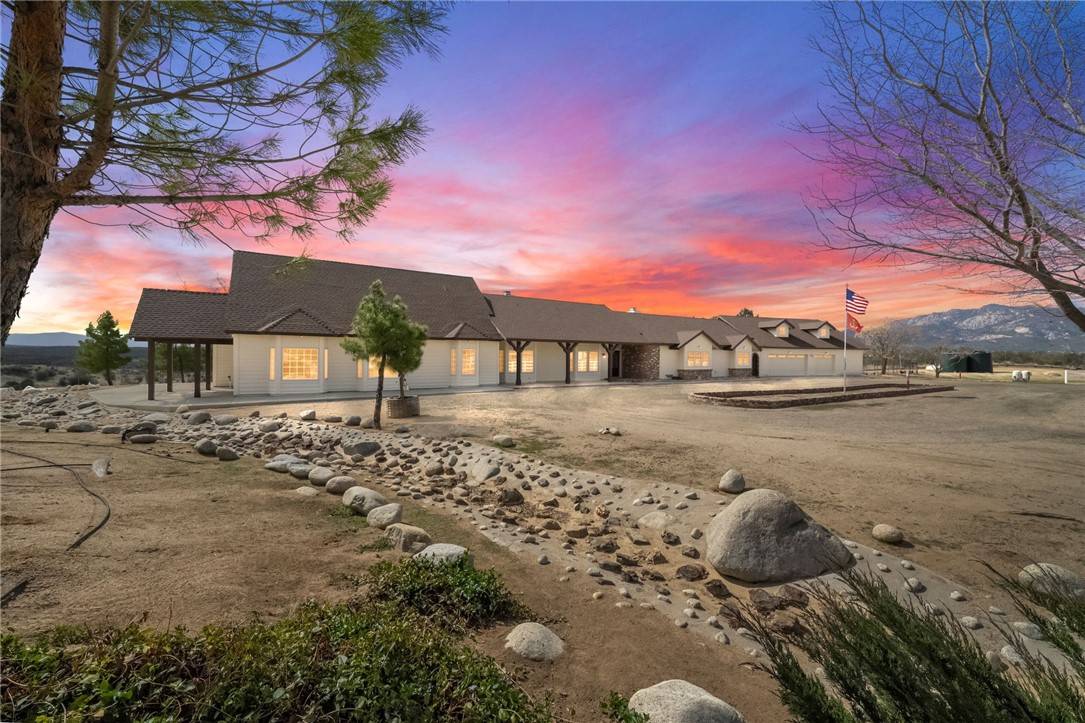 Anza, CA 92539,39725 Ivan Drive